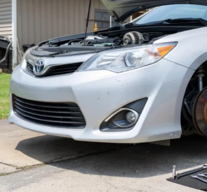 Specjalista sprawdza stan techniczny samochodu przed zakupem